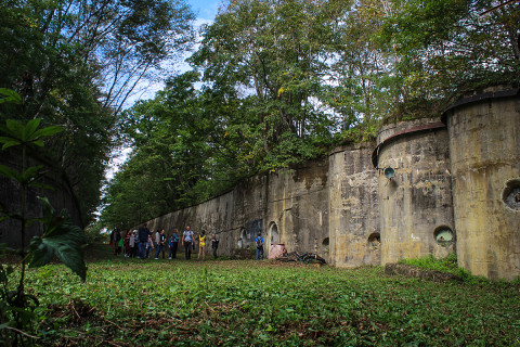 Фото-репортаж: Живая музыка и экскурсии: как прошел Музыкальный пикник на Владивостокской крепости