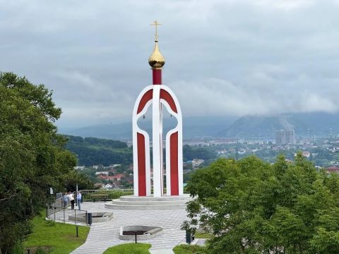 Фото-репортаж: Панорамный сквер построили в Находке при поддержке НЗМУ
