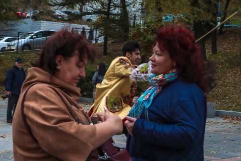 Фото-репортаж: Эх, ещё бы режиссуру: фотоотчёт с перформанса в честь 90-летия театра Горького