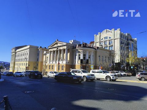 Фото-репортаж: Стены рушатся: как спасти исторический центр Владивостока