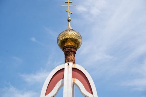 Фото-репортаж: Новый купол поднимется над звонницей рядом с памятником «Скорбящая мать»