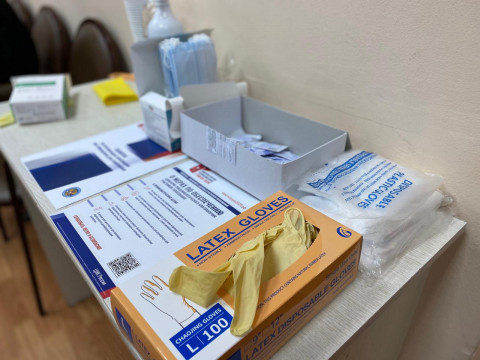 Фото-репортаж: Губернатор Приморья Олег Кожемяко принял участие в голосовании по поводу поправок в Конституцию