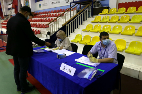 Фото-репортаж: Голосование по поправкам началось в Приморье