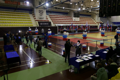 Фото-репортаж: Голосование по поправкам началось в Приморье