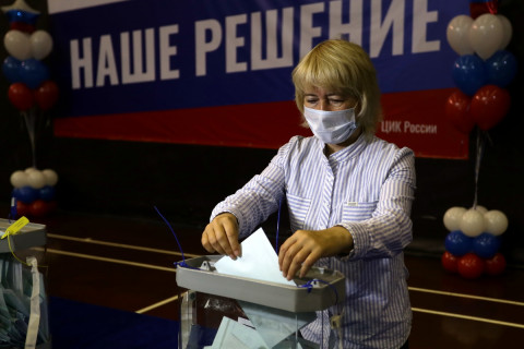 Фото-репортаж: Голосование по поправкам началось в Приморье