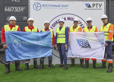 Фото-репортаж: «Гонки на монстрах» стартовали в «Восточном Порту»