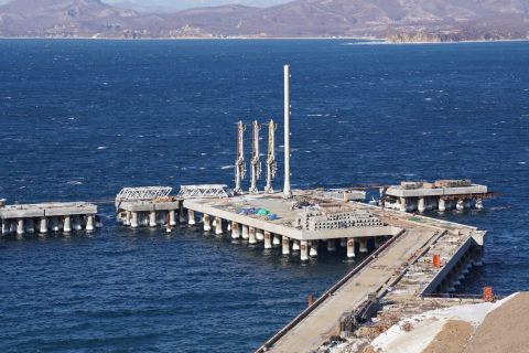 Фото-репортаж: НЗМУ завершит строительство морского терминала в 2026 году