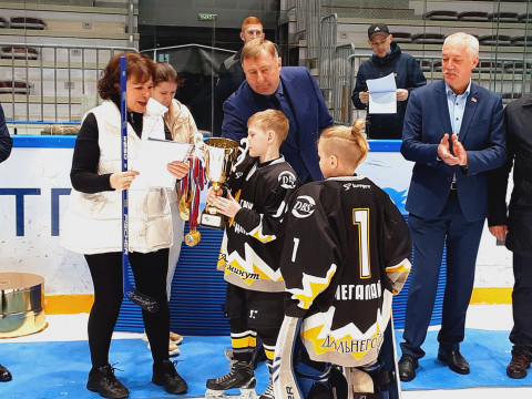 Фото-репортаж: VII Краевой турнир по хоккею среди детских дворовых команд на призы «Единой России» состоялся во Владивостоке