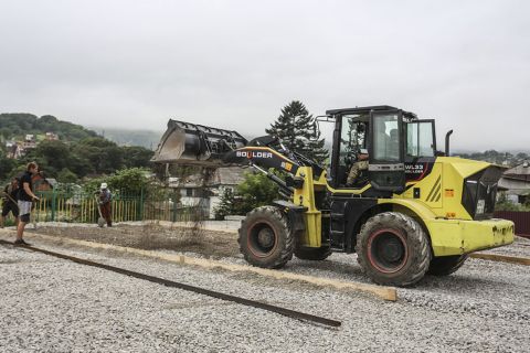 Фото-репортаж: Общественные наблюдатели контролируют ремонт школ и детсадов Находки