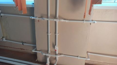 Фото-репортаж: Общественные наблюдатели контролируют ремонт школ и детсадов Находки