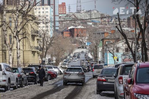 Фото-репортаж: Город шаговой недоступности: Владивосток может пойти к светлому будущему пешком