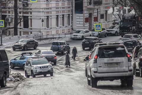 Фото-репортаж: Город шаговой недоступности: Владивосток может пойти к светлому будущему пешком