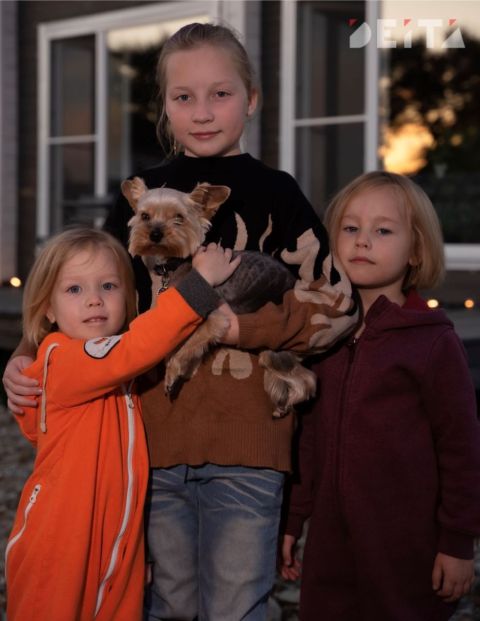 Фото-репортаж: Многодетная семья и домашние животные – зачем детям нужен пушистый друг