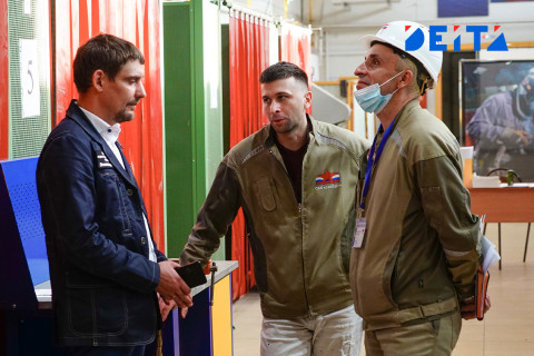 Фото-репортаж: «Варить – дело тонкое»: лучшего сварщика выбирают на «Звезде»