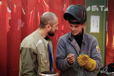 Фото-репортаж: «Варить – дело тонкое»: лучшего сварщика выбирают на «Звезде»