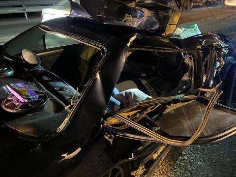 Фото-репортаж: Водитель легковушки оказался в реанимации после столкновения с фурой на трассе "Уссури"