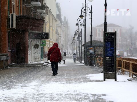 Фото-репортаж: Первый сильный снегопад сезона накрыл Владивосток - фоторепортаж