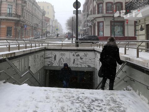 Фото-репортаж: Первый сильный снегопад сезона накрыл Владивосток - фоторепортаж