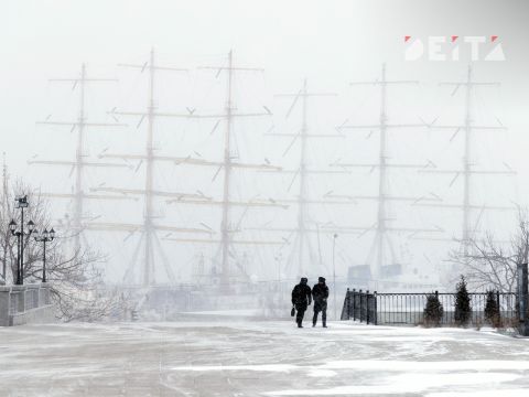 Фото-репортаж: Первый сильный снегопад сезона накрыл Владивосток - фоторепортаж