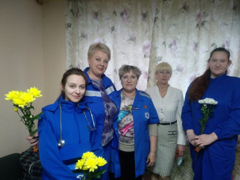 Фото-репортаж: Передовые отряды медиков Приморья получают подарки и поздравления