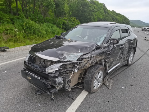 Фото-репортаж: Массовое ДТП произошло на приморской трассе