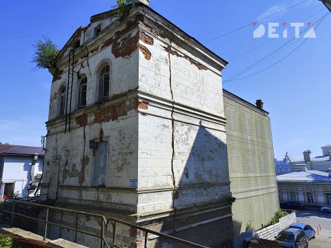 Фото-репортаж: Экспертиза постановила - историческому центру Владивостока не хватает небоскребов  