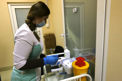 Фото-репортаж: Приморцы массово вакцинируются от COVID-19