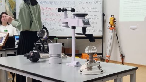 Фото-репортаж: Школьники Находки перенимают опыт у студентов ДВФУ