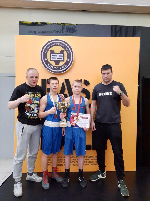 Фото-репортаж: Приморский боксер взял золото на Первенстве ДФО