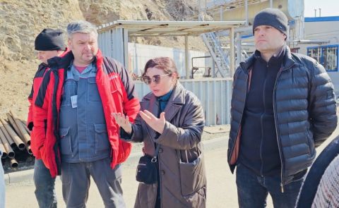 Фото-репортаж: «Доброфлот» остановит работу из-за «ароматной» проблемы в Приморье