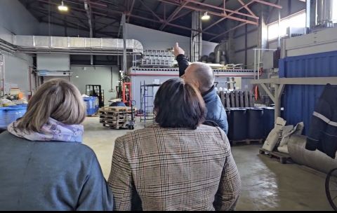 Фото-репортаж: «Доброфлот» остановит работу из-за «ароматной» проблемы в Приморье