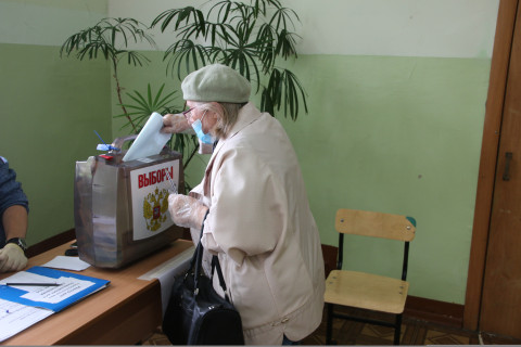 Фото-репортаж: Пенсионеры Владивостока поделились мнением по поправкам в Конституцию