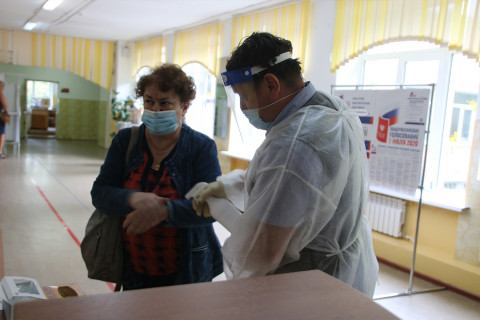 Фото-репортаж: Пенсионеры Владивостока поделились мнением по поправкам в Конституцию