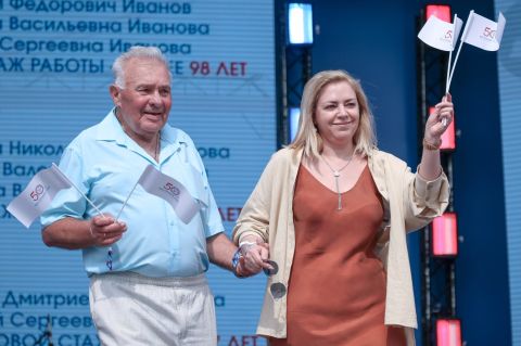 Фото-репортаж: «Восточный Порт» установил рекорд России по количеству трудовых династий