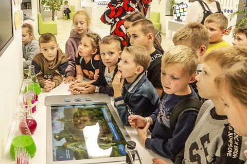 Фото-репортаж: Праздник науки и инноваций: Передовая инженерная школа ДВФУ провела фестиваль биотехнологий