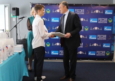 Фото-репортаж: «Диктант Победы» в Приморье написали 15 тысяч человек