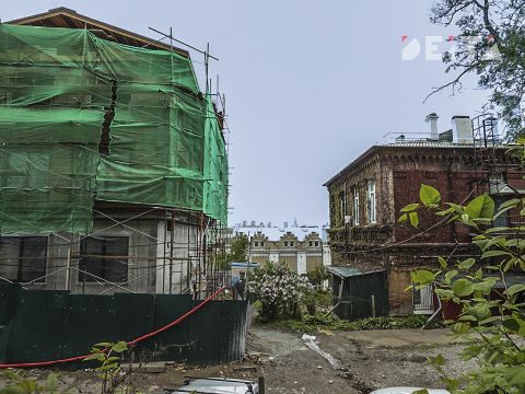 Фото-репортаж: Выше головы: застройка исторического центра захватывает Владивосток