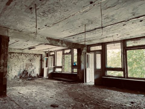 Фото-репортаж: Приватизации не подлежат: что стало с детскими лагерями Владивостока