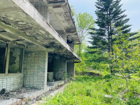 Фото-репортаж: Приватизации не подлежат: что стало с детскими лагерями Владивостока