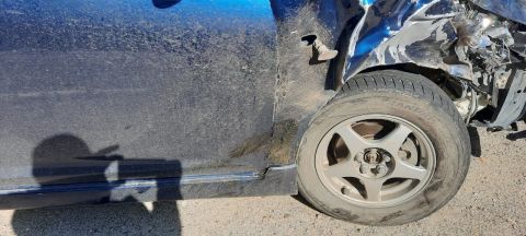 Фото-репортаж: КАМАЗ с брёвнами, медведь, инкассаторы: дайджест необычных ДТП Приморья за минувший день