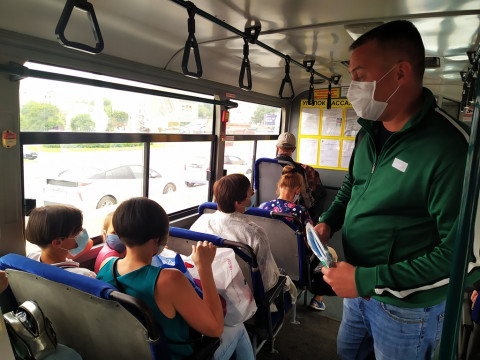 Фото-репортаж: Ответственность водителей автобусов проверили во Владивостоке